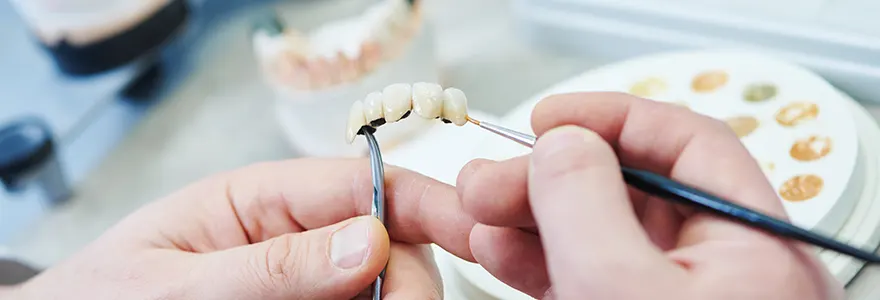 les differentes fournitures dentaires pour une hygiene bucco-dentaire de qualite